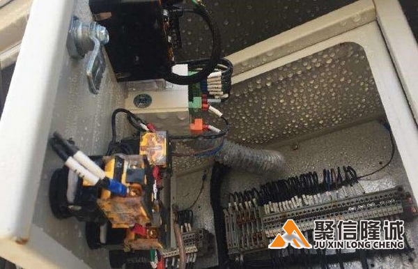 開關櫃二次室除濕案例
